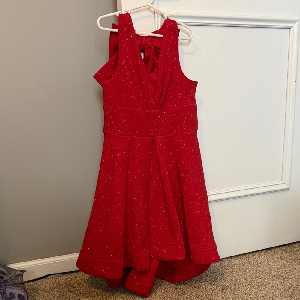 Elegant Red Kids Dress with bow in back